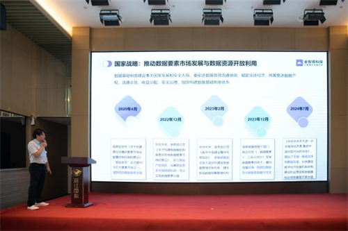 luck18新利·(中国体育)官方网站